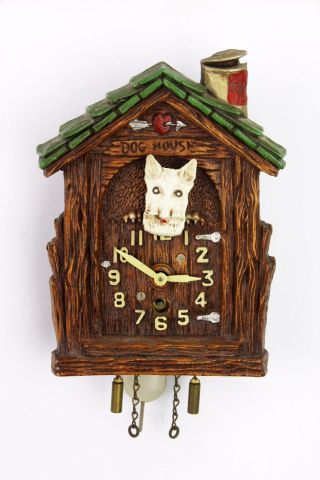 Vintage Lux Animated Scotty Dog House Pendulette Clock Ca1935