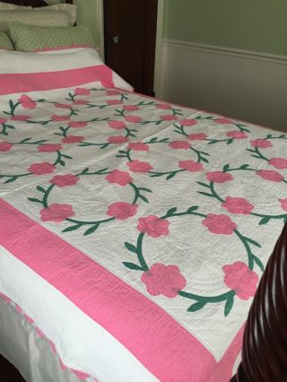 Vintage Quilt Hand Made Stitched Pieced 87 " X 70 " Pink Applique Flowers Pie Edge