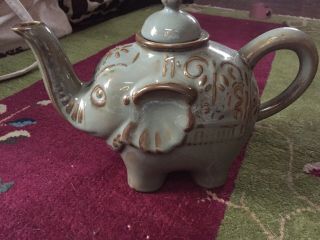 Stoneware Elephant Tea Pot