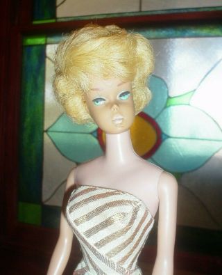 Vintage Barbie Rare European Lightest Blonde Side Part Doll American Girl Face