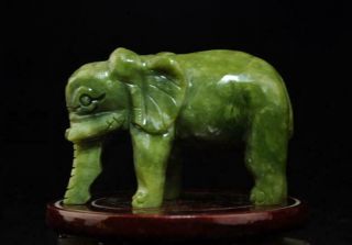 Chinese Old Hand Engraving Jade Elephant B01