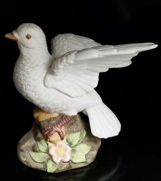 Vintage White Porcelain Dove Figurine Made In Mexico 1192,  Very Detailed