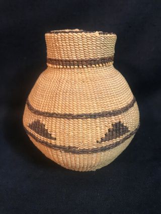 Small Vintage Native American Hand Woven Basket With Lid 5 " Gorgeous