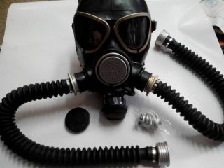 Gas Mask Pmk - 2 With Drinking System (mask,  2hose,  Items),  Russian Army