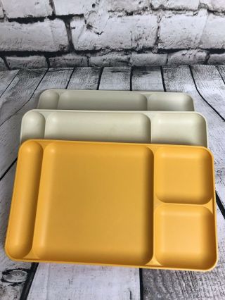 Vintage Tupperware Divided Food Lunch Tray 1535 Set Of 3.  Ivory And Yellow.