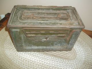 Wwii Ammo Can Ww2 Ammunition Palley Box.  50 Cal Usa Us Army Issue Green