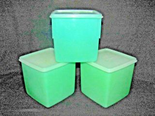 Eagle Seal Set Of 3 Jadite Green Square 1 1/2 Qt Food Storage Containers