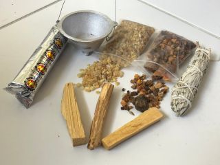 Smudge Kit - White Sage,  Palo Santo,  Frankincense,  Myrrh W/ Bowl And Charcoal