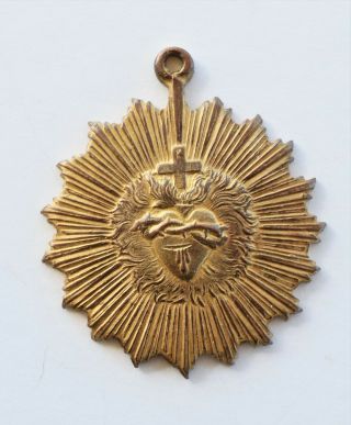 Antique Sacred Heart Of Jesus Medal