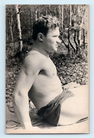Vintage Photo Beefy Swimsuit Muscle Man Wrestling Body Back Snapshot Gay M04
