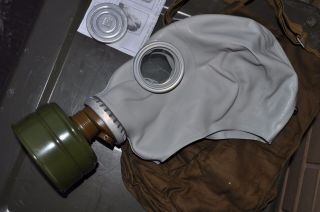 Russian Soviet Union Gp5 Nbc Gas Mask Comes With Carrier Bag Size Medium