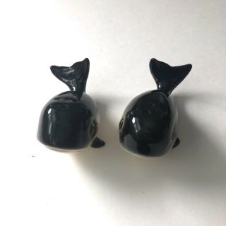 Vintage Anthropomorphic Ceramic Salt And Pepper Shakers Whales 2