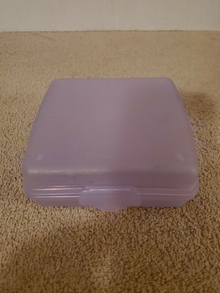 Tupperware Sandwich Keeper Square Container Purple 3752