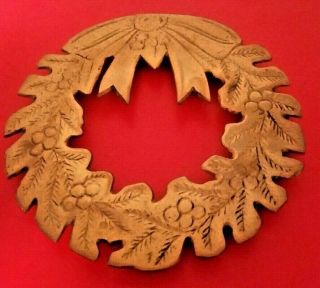 Vintage Brass Trivet - Christmas Wreath - Table Wall Hanging Decor Hot Plate