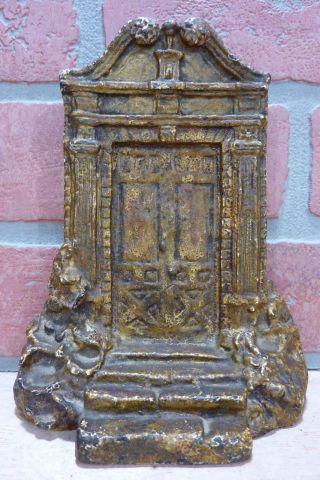 Antique Cast Iron Figural Door Doorstop Bookend Entrance Way Steps Landscape