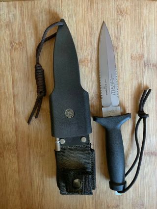 Vintage Gerber Tac 11 (1st Production Run 1985) " Bench Mark " Tactical Knife