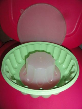 Vtg.  Tupperware 3 Pc Jel N Serve Green Jello Mold / 6 Cup Ice Ring - Euc