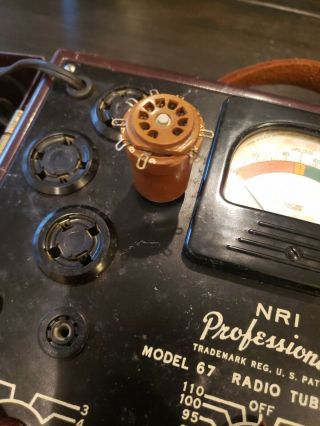 Vintage Vacuum Radio Tube Tester NRI Professional MODEL 67 2