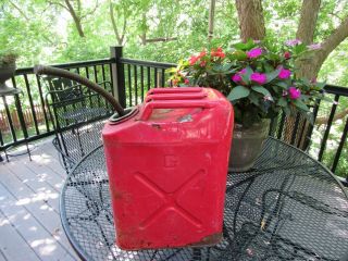 Rare Vintage U.  S.  Military Gas Can,  Gasoline Can 5 U.  S.  Gallon Metal Can W/ Spout