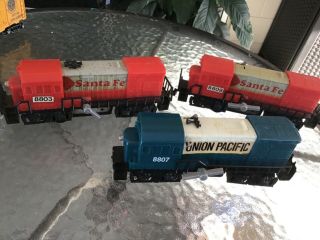 3 Vintage Durham Industries Wind Up Toy Train Engines Plastic Bulbs