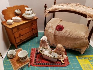 Antique/vintage Solid Wood 4 - Poster Canopy Doll Bed W/bedding - 12l X11t