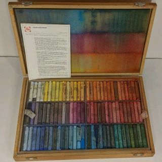 Vintage Rembrandt Soft Pastels by Talens Wooden Carrying Case 180 Pc 3