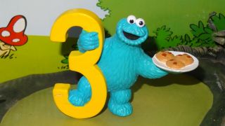 Sesame Street Cookie Monster W/ Number 3 Vintage Rare Muppets 3.  5 " Figurine