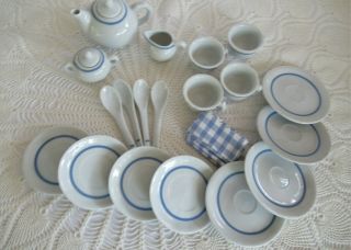 Vintage Deltan Products White Child Tea Set Blue Trim w Blue Check Napkins 25 Pc 3