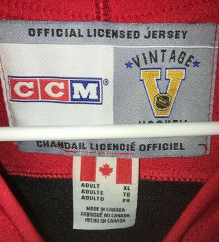 Bill Mosienko Chicago Blackhawks Vintage Retro CCM NHL Hockey Jersey.  EUC 3