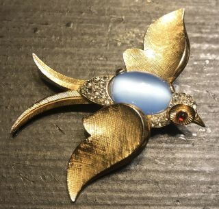 Vintage Crown Trifari Alfred Philippe Blue Jelly Belly Bird Brooch Pin