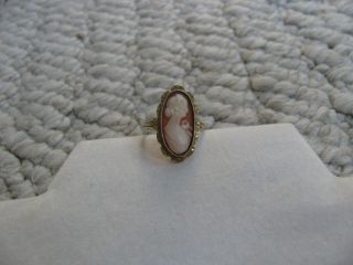 Vintage 10k Yellow Gold Carved Cameo Ring With Scalloped Edge Size 6 2.  6g