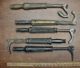 5 Antique Nail Pullers,  Smith & Hemenway,  Cyclops,  3 Diff.  Bridgeport Hardware,  Exc