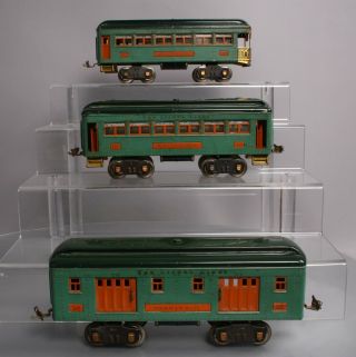 Lionel Standard Gauge Vintage Tinplate Passenger Cars: 332,  339,  341 [3]