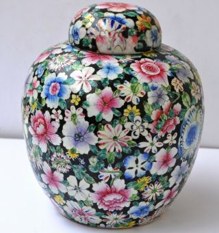 19th Century Antique Chinese Porcelain Flowers Covered Jar