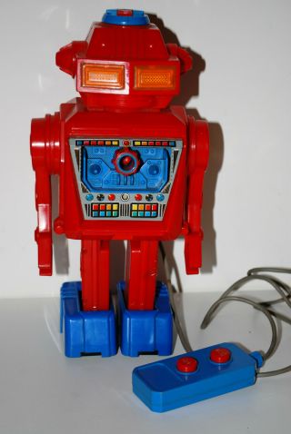 Vintage Tin Toy Space Robot Japan Junior Toy Dynamic Fighter Red Versionis