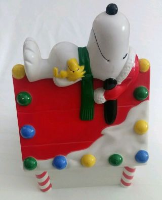 SNOOPY PEANUTS WHITMANS CANDY CANDIES COLLECTIBLE CHRISTMAS MONEY PIGGY BANK 2