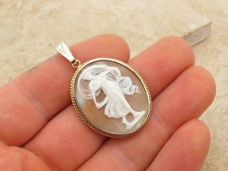 Vintage 9k 9ct 375 Gold Mounted Carved Shell Came Pendant