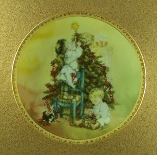 Trimming The Tree Plate A Lisi Martin Christmas Holiday Girl Boy Kitten Charming