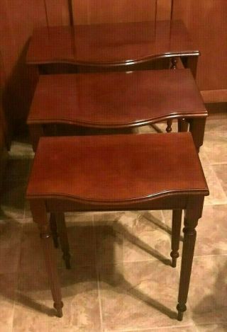 Vintage 1988 The Bombay Company (set Of 3) Solid Cherry Wood Nesting Tables Rare