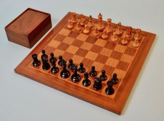 Antique Jaques Ebony Staunton Chess Set C.  1885 & Jaques Chess Board