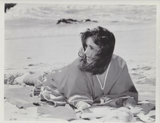 Vintage Press Photograph " The Sandpiper " - Elizabeth Taylor