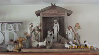 Vintage Barn Wood Handcrafted Creche For Willow Tree Nativity (figs Not Incl)