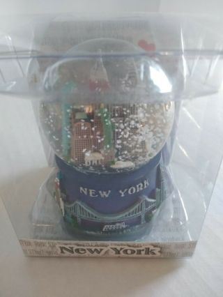 York City Snow Globe 4.  5 Inch (80mm) Skylines Statue Of Liberty Nyc Souvenir