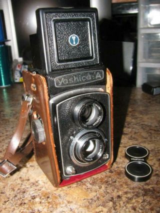 Vintage Yashica Model Yashica - A Tlr Twin Lens Reflex 80mm Lens Film Camera