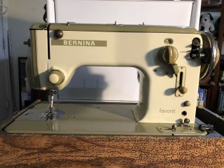 Vintage Bernina 540 Favorit Sewing Machine