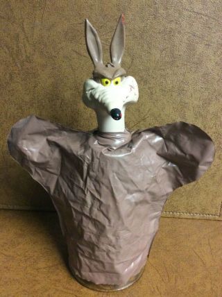 Vintage 1960s Japan Wile E.  Coyote 10 " Tall Hand Puppet Warner Bros.