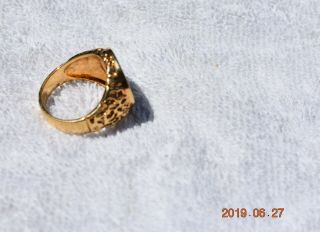 vintage 10KGE Gold Colored Coin Ring with Nugget look Men ' s size 10 3/4 3