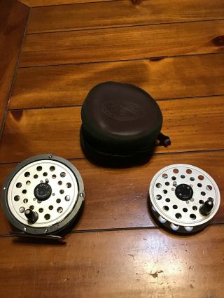 Orvis Madison Model 8 Fly Fishing Reel With Spare Spool And Case Made In Usa.