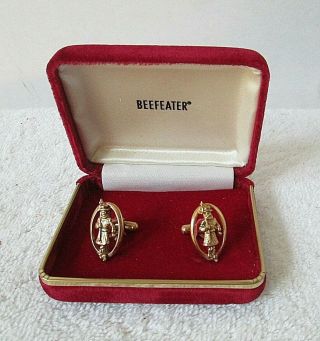 Set Of Beefeater Gin Decorative Cuff Links