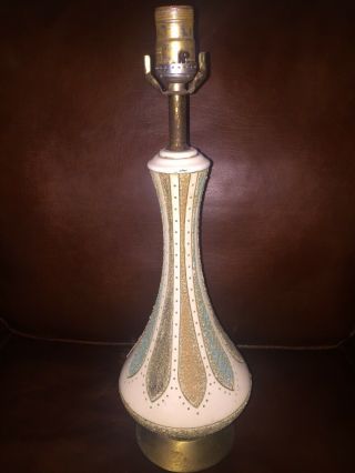 Vintage Mid Century Modern Chalkware Table Lamp.